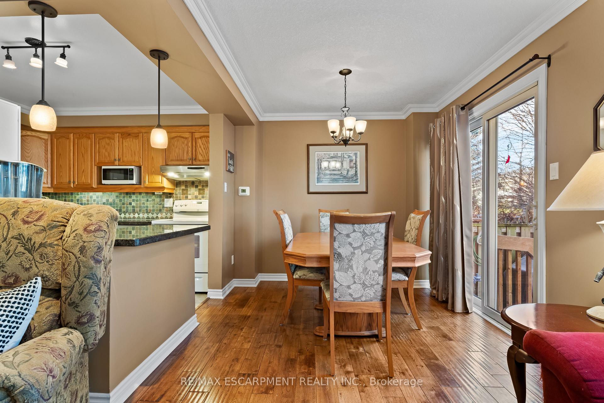 Photo 13 of Unit 16, 79 Braeheid Avenue, Hamilton, Waterdown — HOMEH