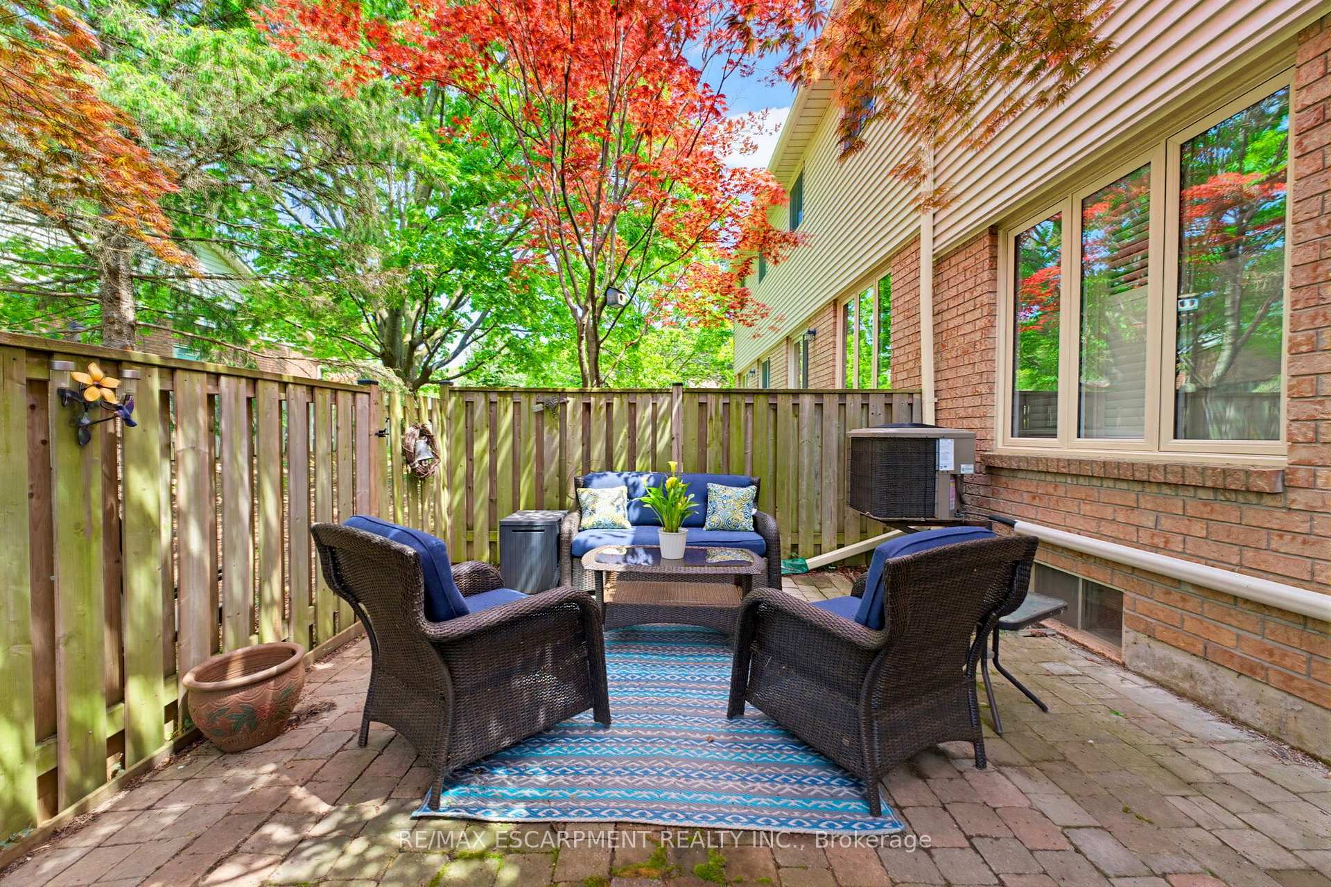 Photo 16 of Unit 16, 79 Braeheid Avenue, Hamilton, Waterdown — HOMEH