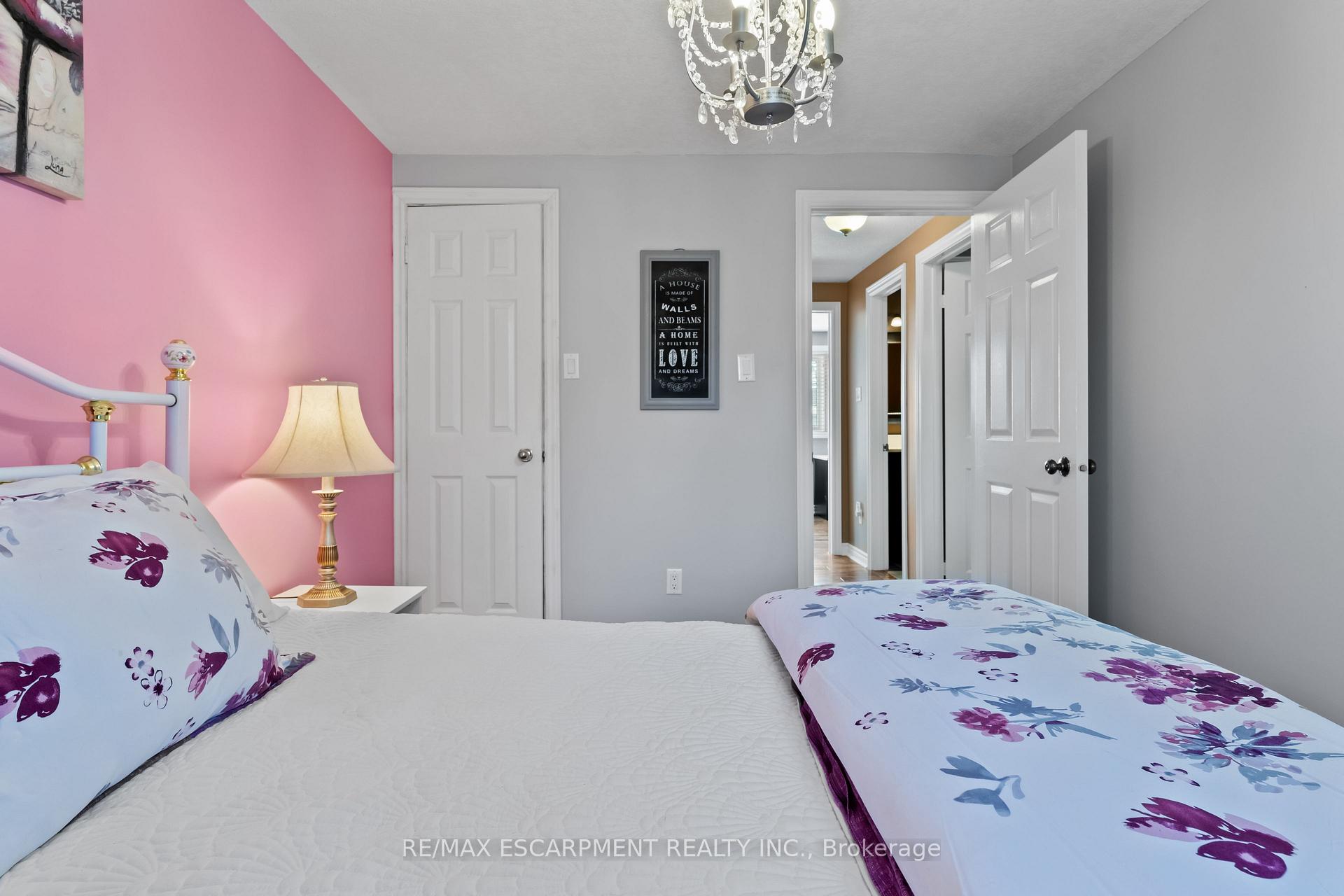 Photo 18 of Unit 16, 79 Braeheid Avenue, Hamilton, Waterdown — HOMEH