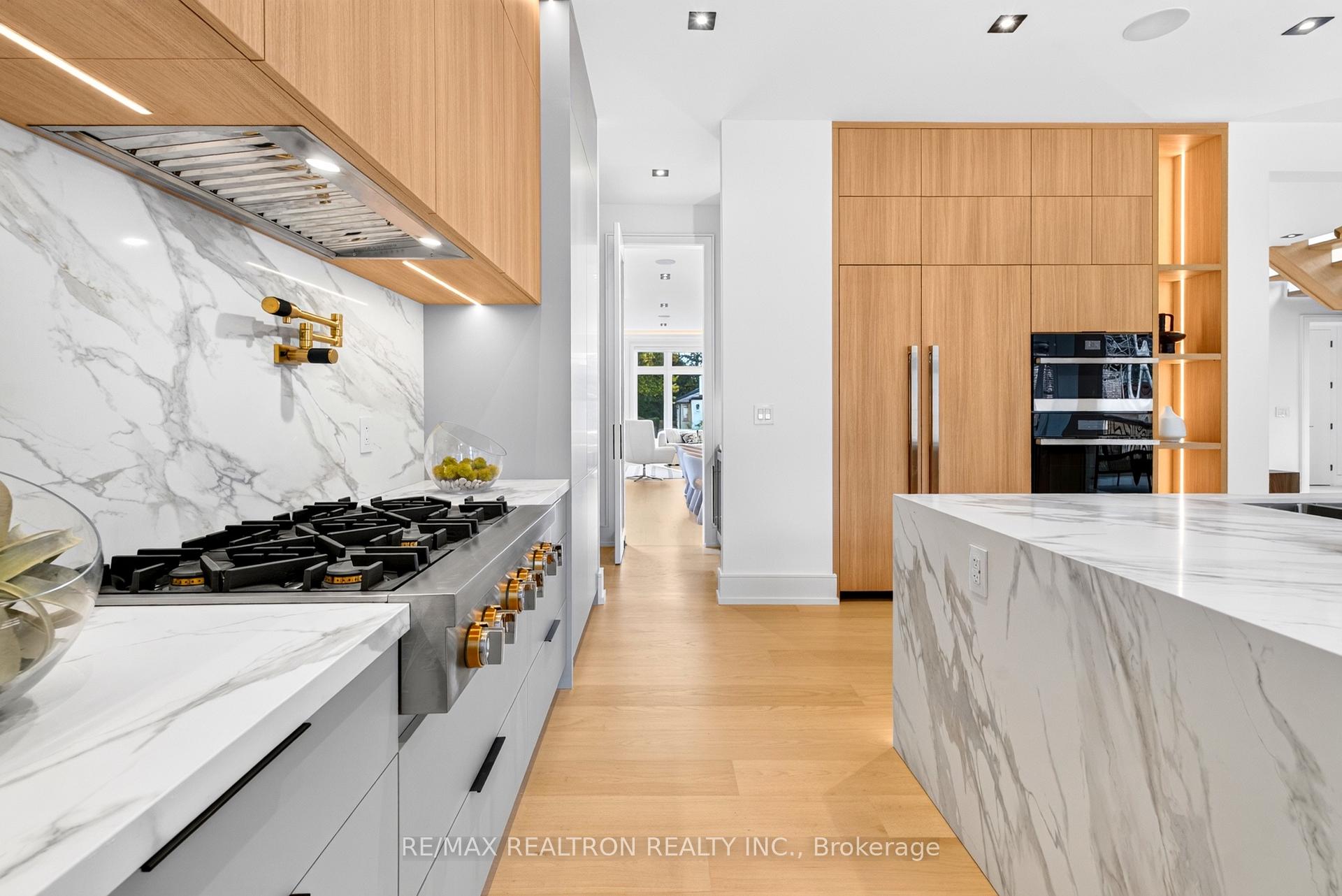 Photo 10 of 259 Ruggles Avenue, Richmond Hill, Harding — HOMEH
