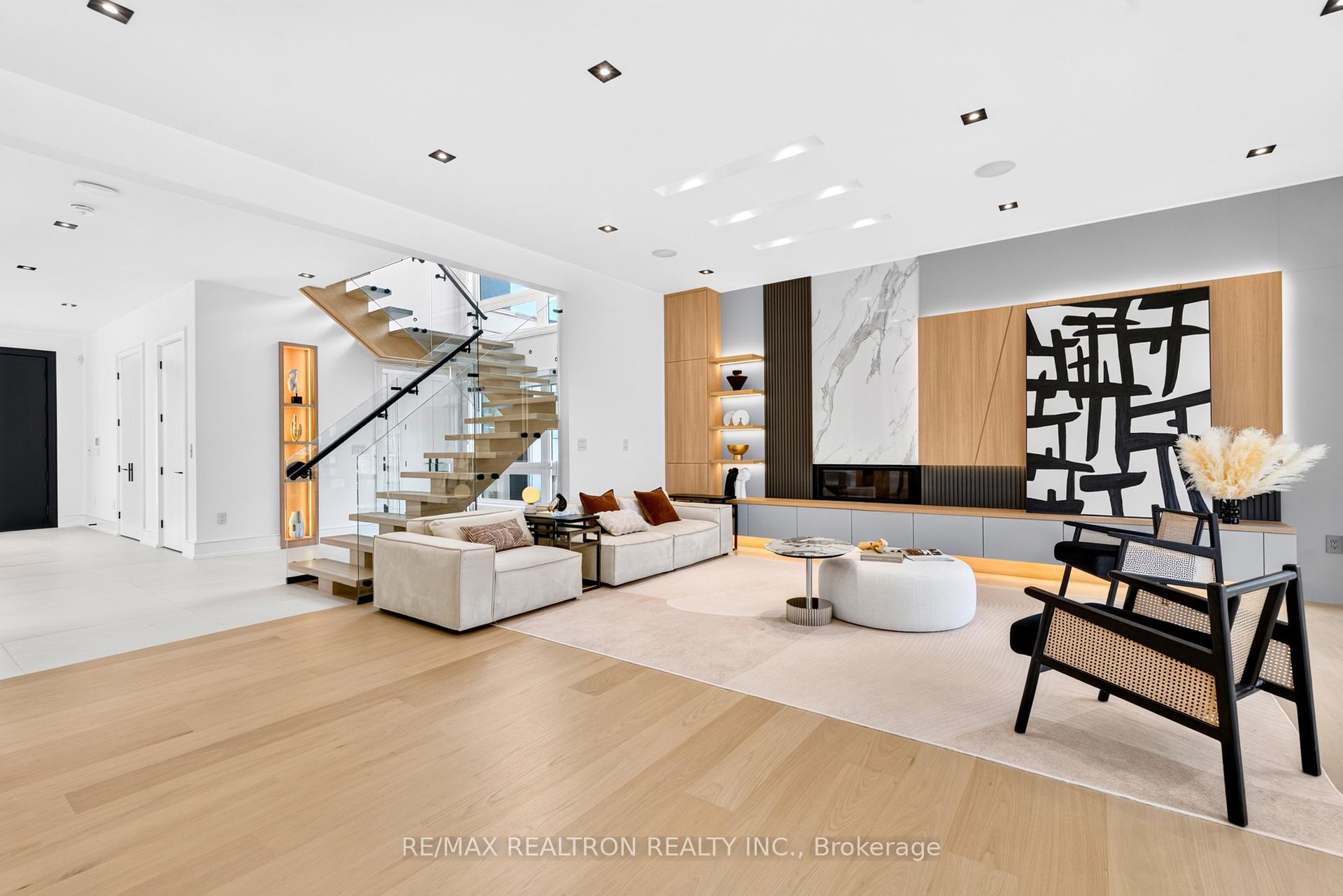 Photo 18 of 259 Ruggles Avenue, Richmond Hill, Harding — HOMEH
