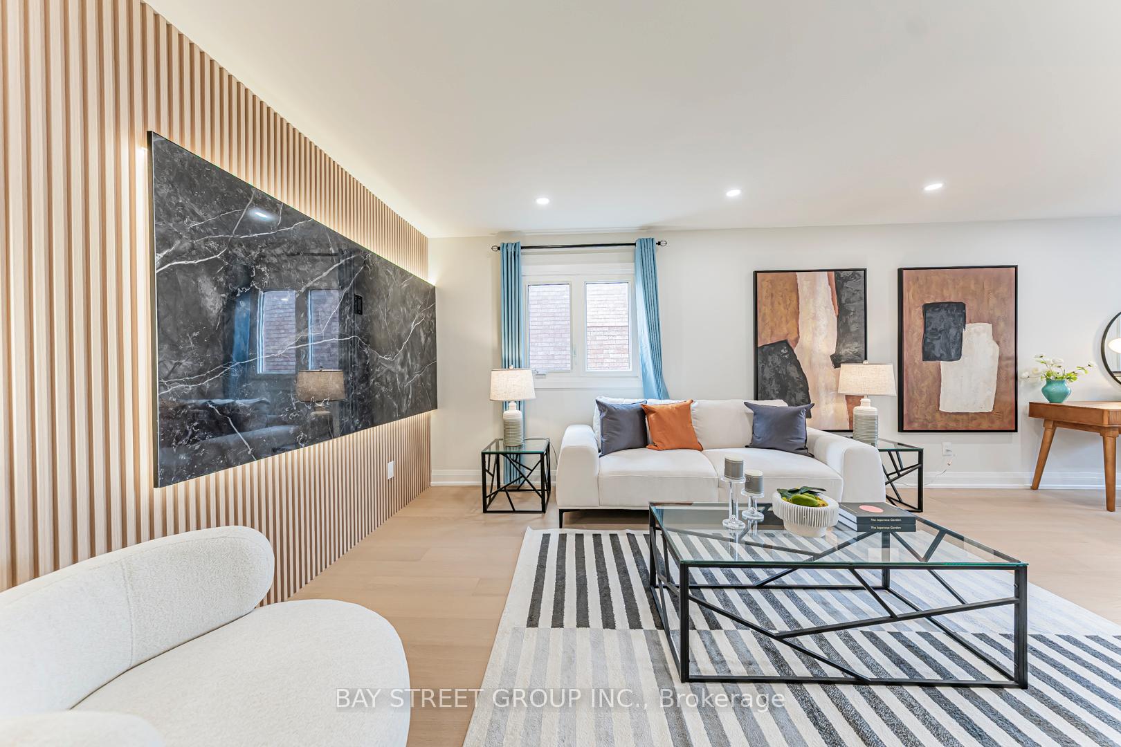 Photo 5 of 146 Cabinet Crescent, Vaughan, West Woodbridge — HOMEH