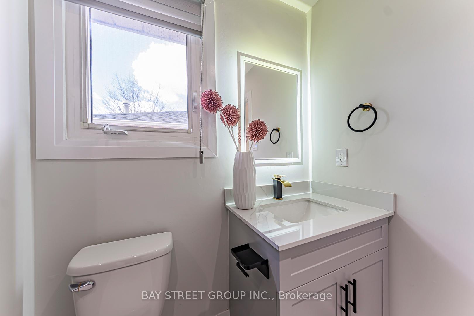 Photo 29 of 146 Cabinet Crescent, Vaughan, West Woodbridge — HOMEH