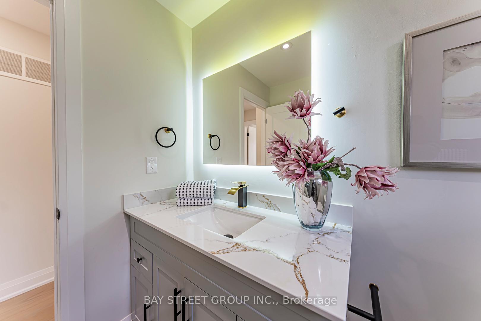 Photo 35 of 146 Cabinet Crescent, Vaughan, West Woodbridge — HOMEH