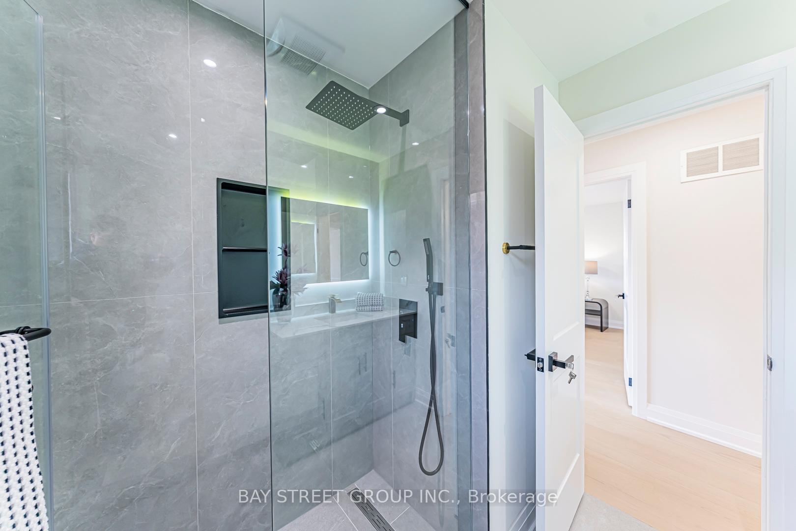 Photo 36 of 146 Cabinet Crescent, Vaughan, West Woodbridge — HOMEH