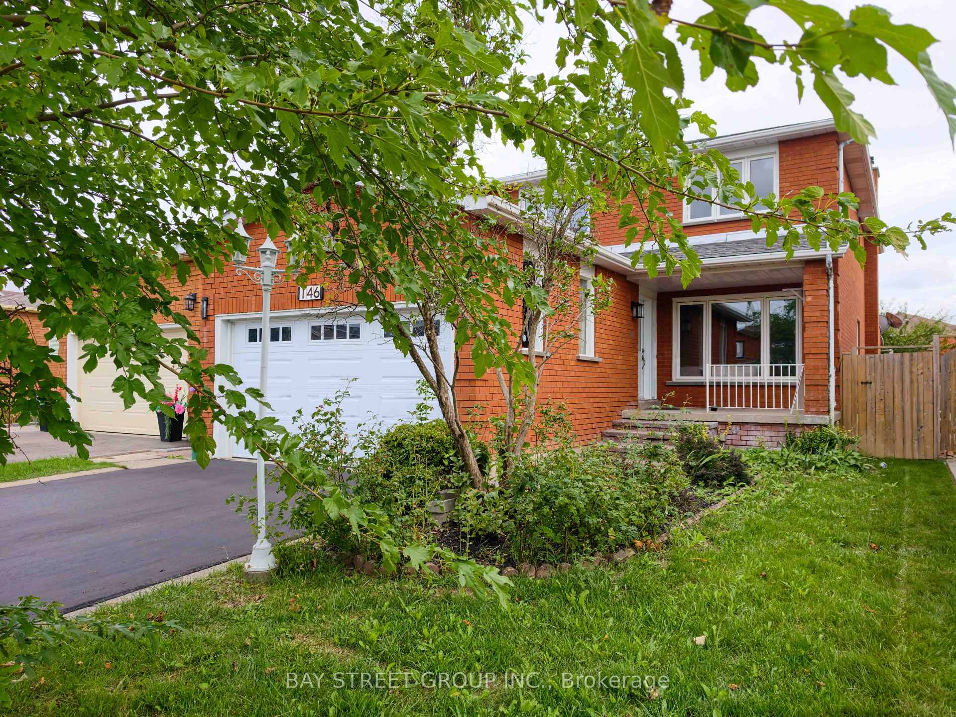 Photo 4 of 146 Cabinet Crescent, Vaughan, West Woodbridge — HOMEH