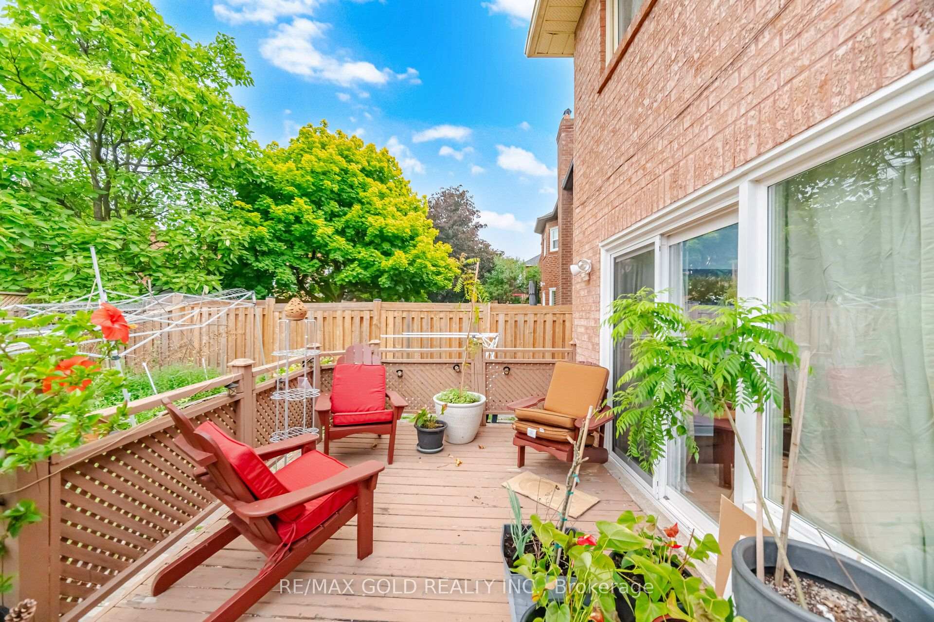 Photo 38 of 40 Kenpark Avenue, Brampton, Snelgrove — HOMEH