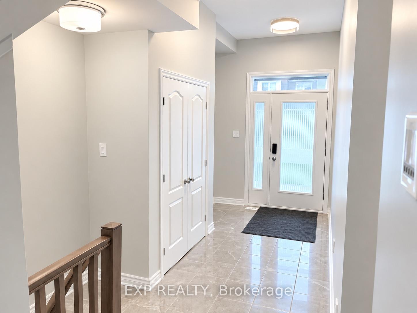 Photo 4 of 521 Sonmarg Crescent, Ottawa, Barrhaven - Half Moon Bay — HOMEH