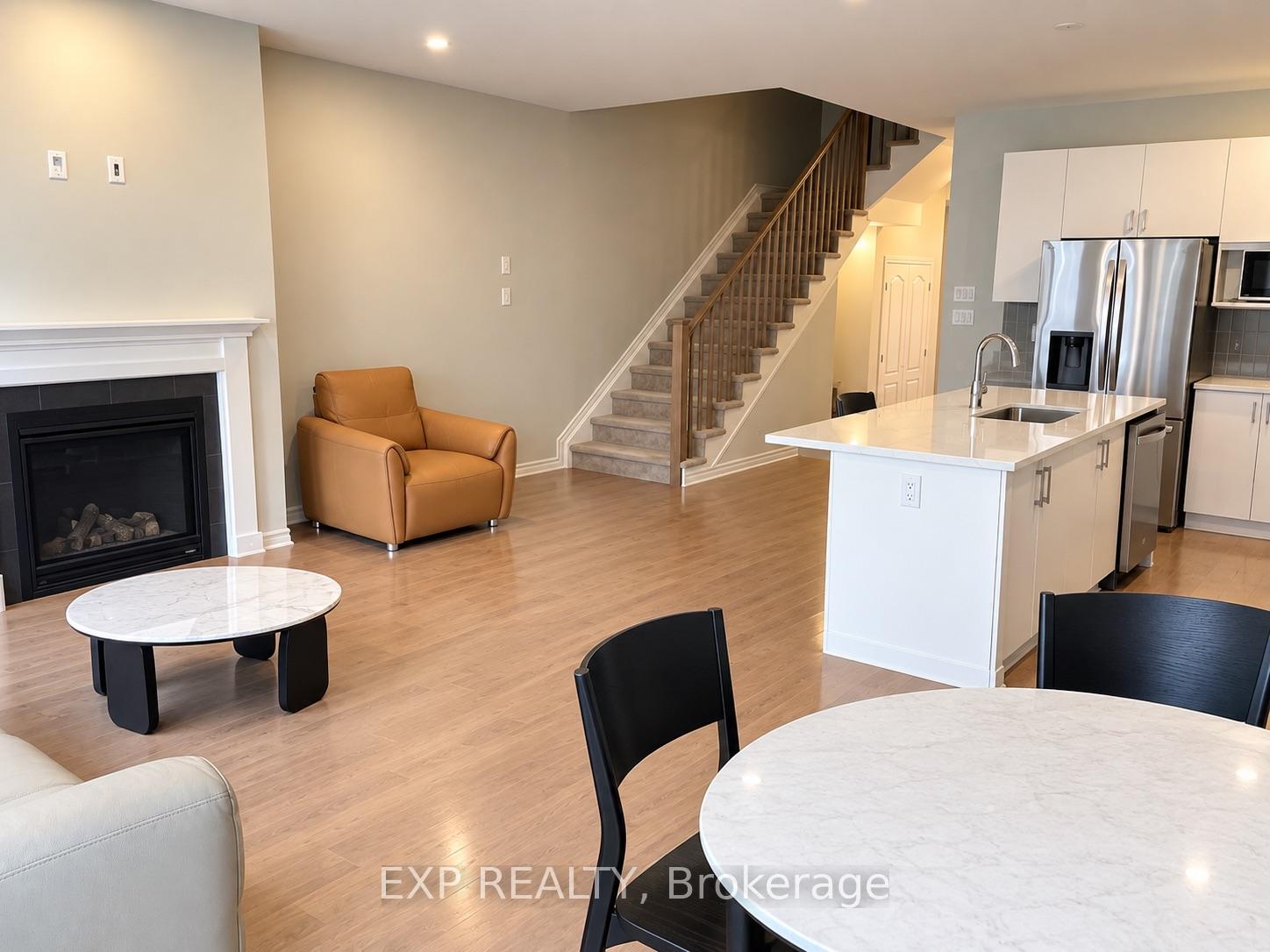 Photo 11 of 521 Sonmarg Crescent, Ottawa, Barrhaven - Half Moon Bay — HOMEH