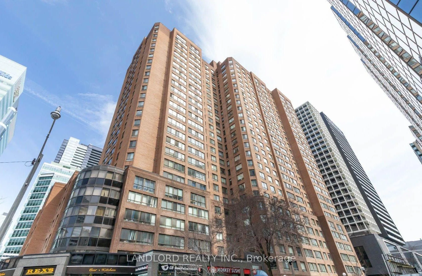 Photo of Unit 1523, 633 Bay Street