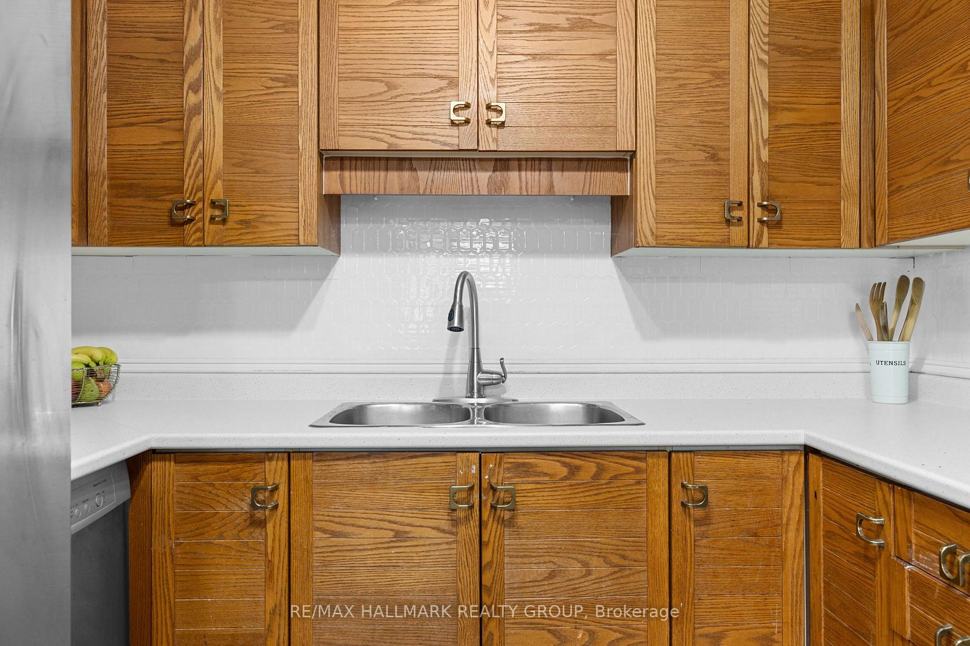 Photo 13 of Unit 50, 126 Rushford Private, Ottawa, Hunt Club Park/Greenboro — HOMEH
