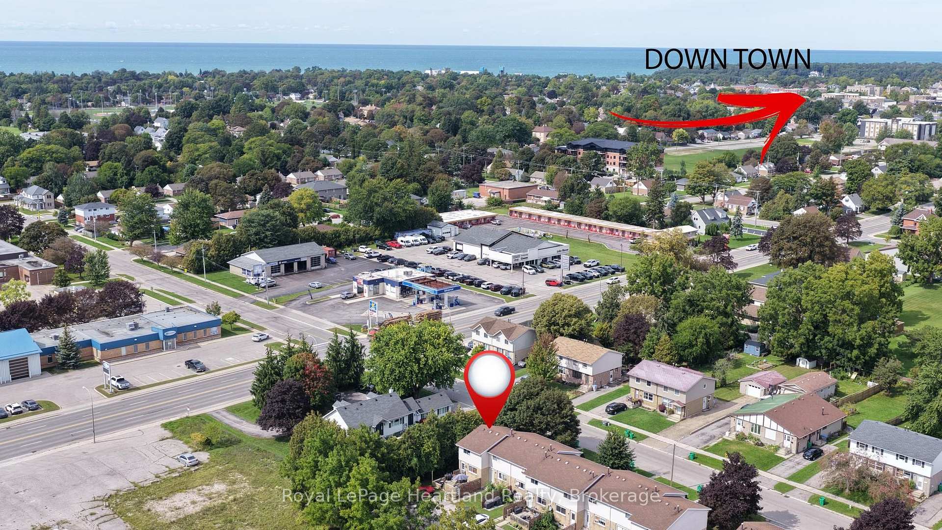 Photo 2 of 114 Bennett Street E, Goderich, Goderich (Town) — HOMEH