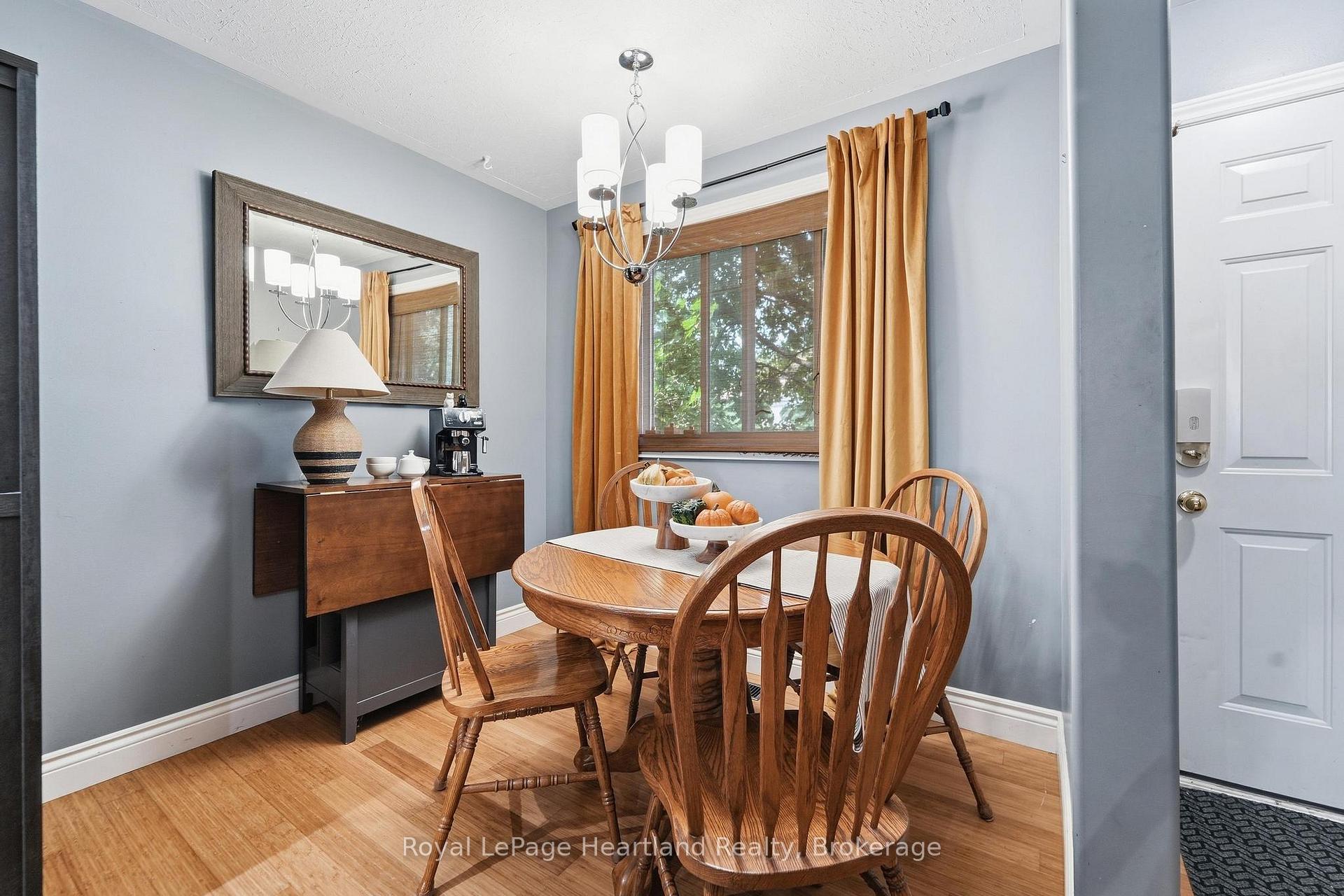 Photo 5 of 114 Bennett Street E, Goderich, Goderich (Town) — HOMEH