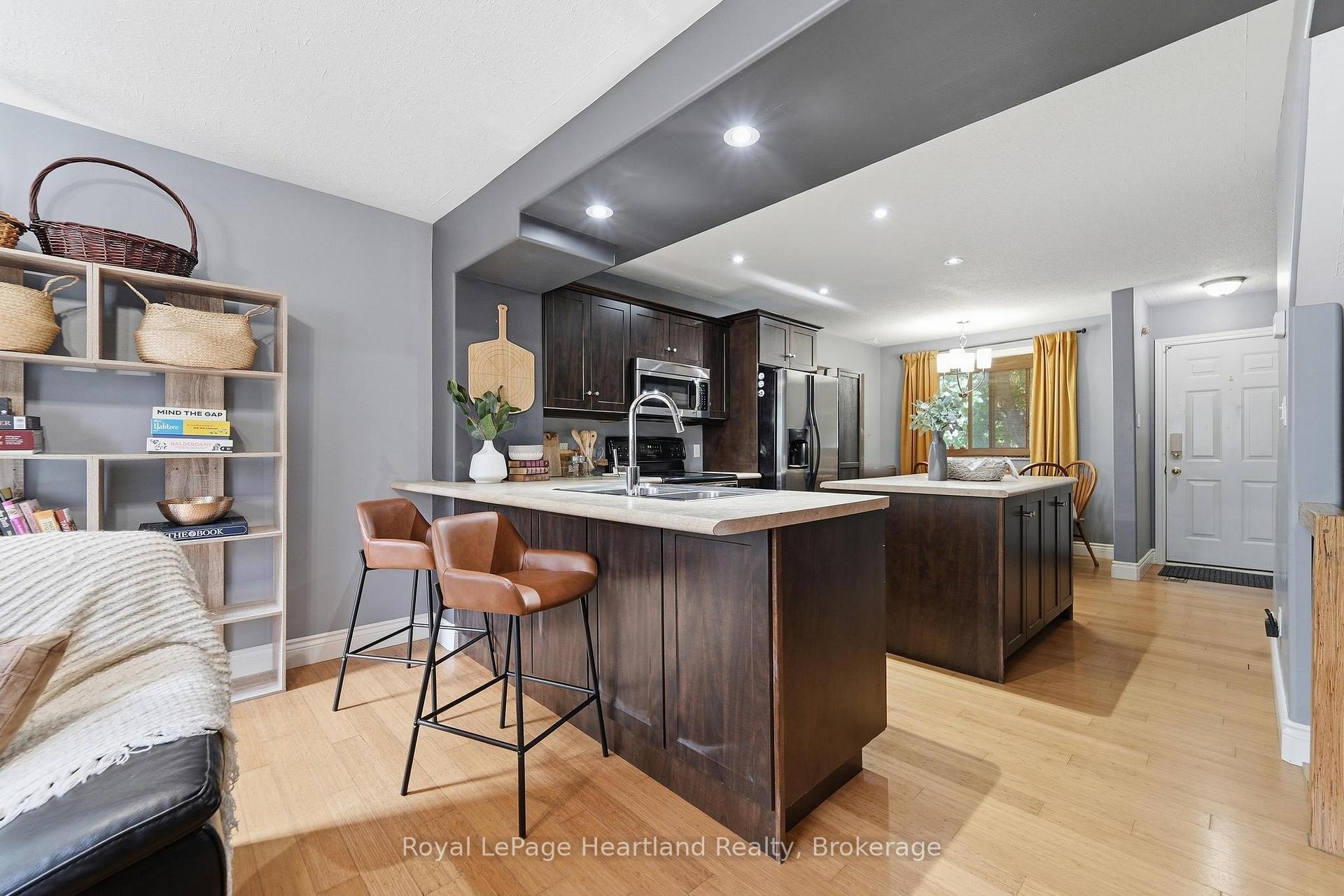 Photo 12 of 114 Bennett Street E, Goderich, Goderich (Town) — HOMEH