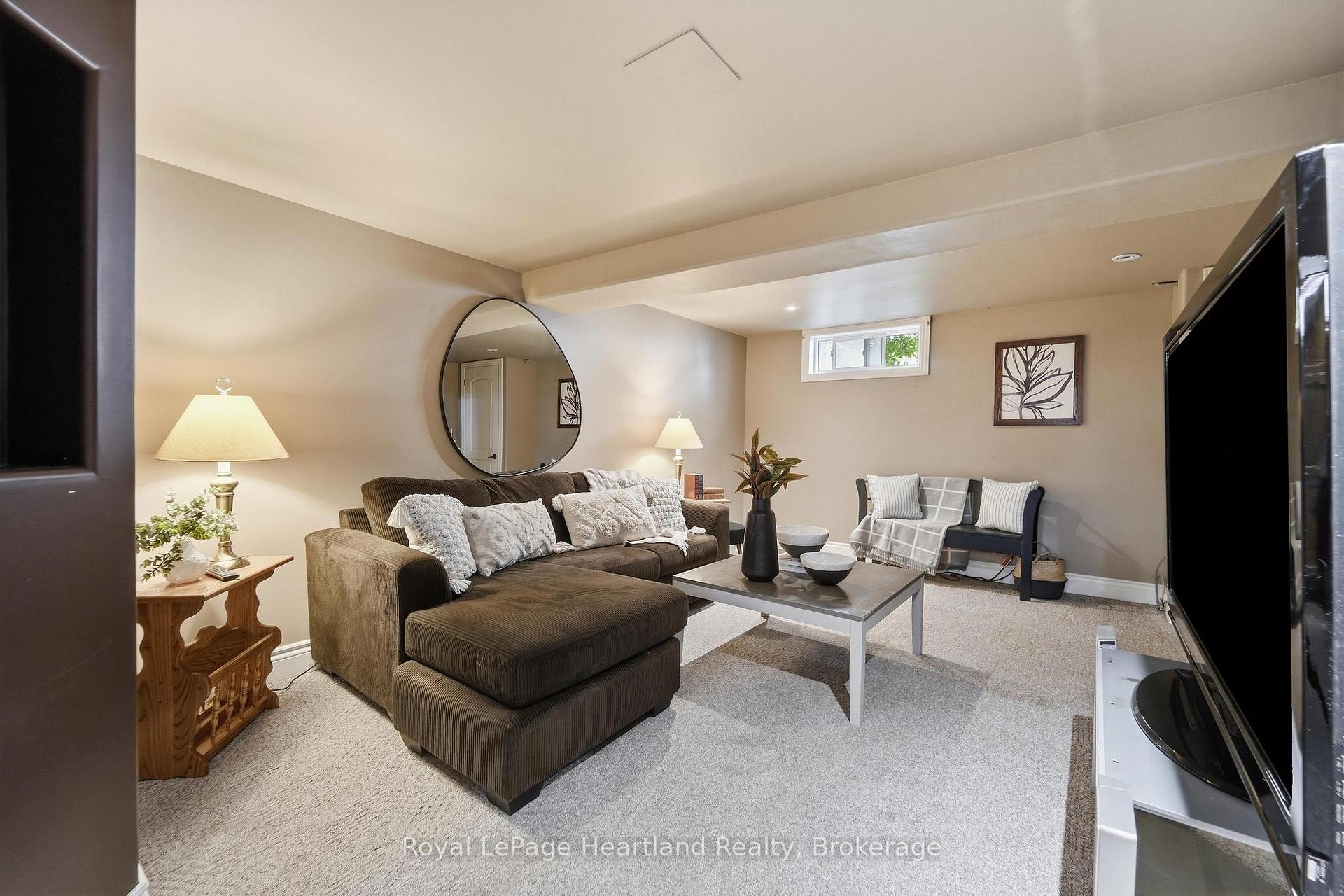 Photo 25 of 114 Bennett Street E, Goderich, Goderich (Town) — HOMEH