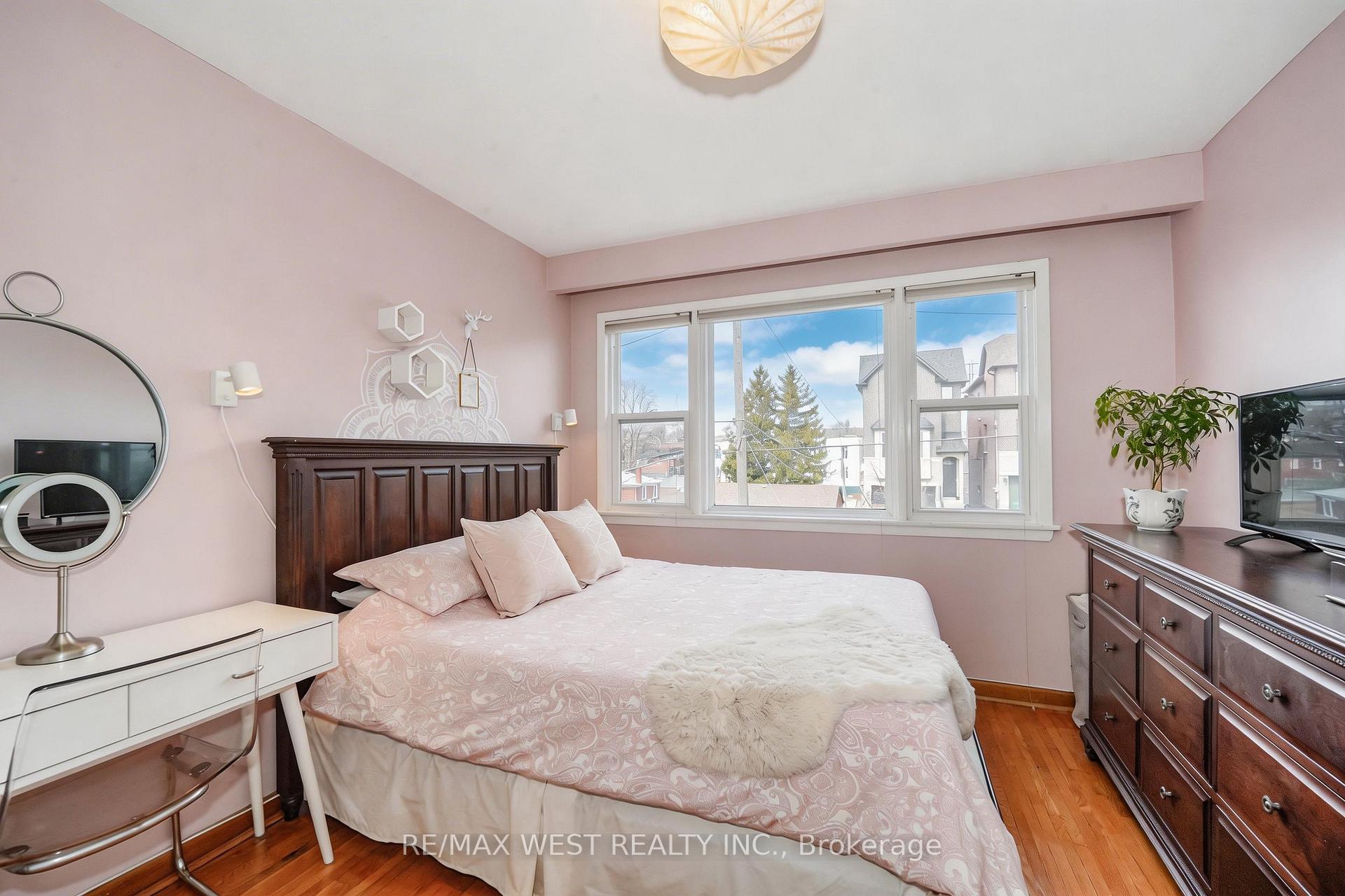 Photo 6 of 11 Helen Avenue, Toronto, Keelesdale-Eglinton West — HOMEH