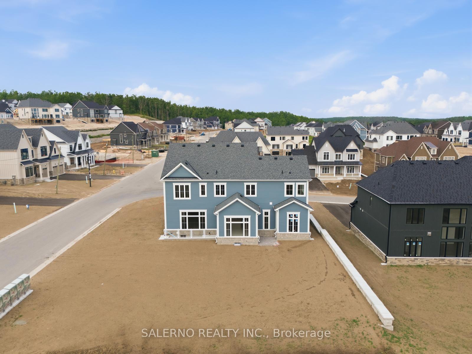 Photo 45 of 12 Pinetree Drive, Oro-Medonte, Rural Oro-Medonte — HOMEH
