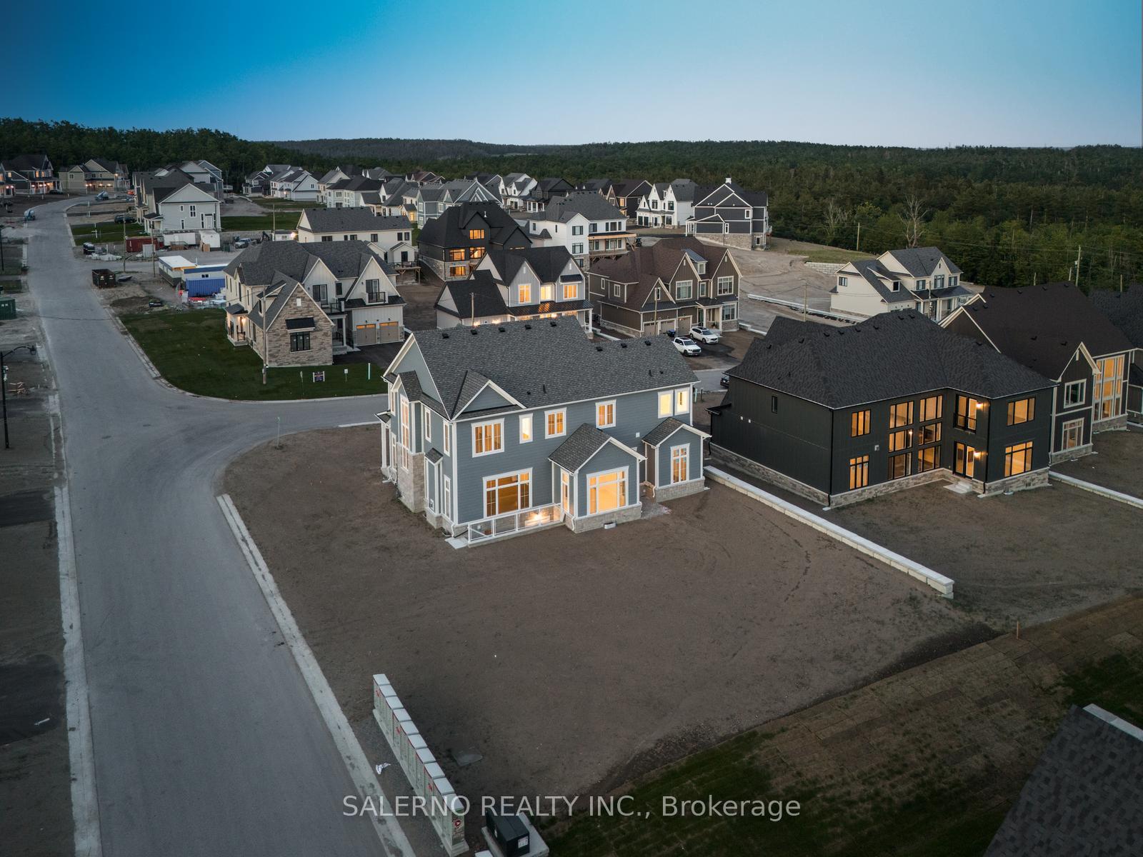 Photo 47 of 12 Pinetree Drive, Oro-Medonte, Rural Oro-Medonte — HOMEH