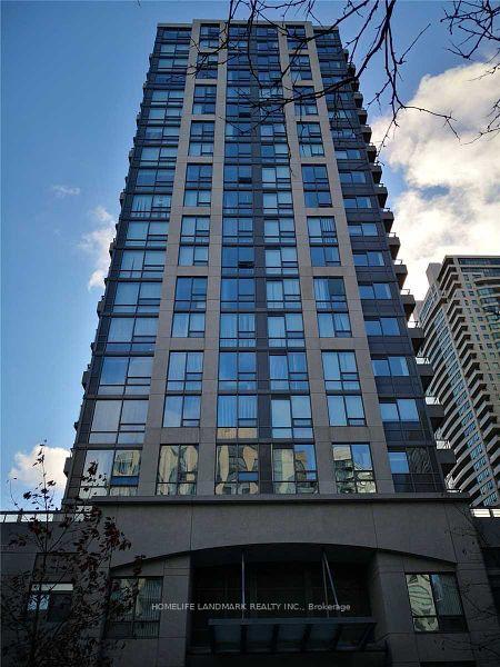 Front of Unit 1515, 35 Hollywood Avenue