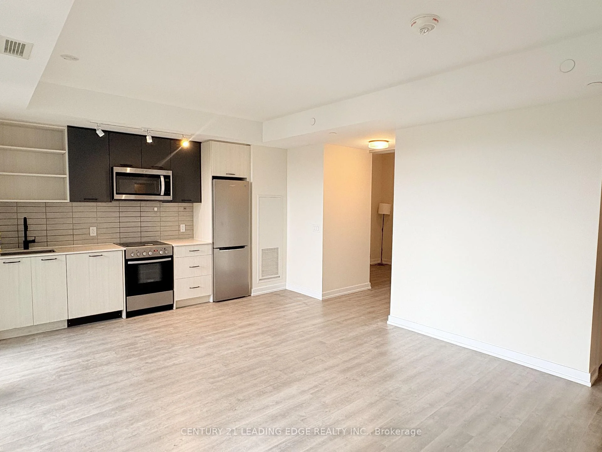 Photo 5 of Unit 515, 2300 St Clair Avenue W, Toronto, Junction Area — HOMEH