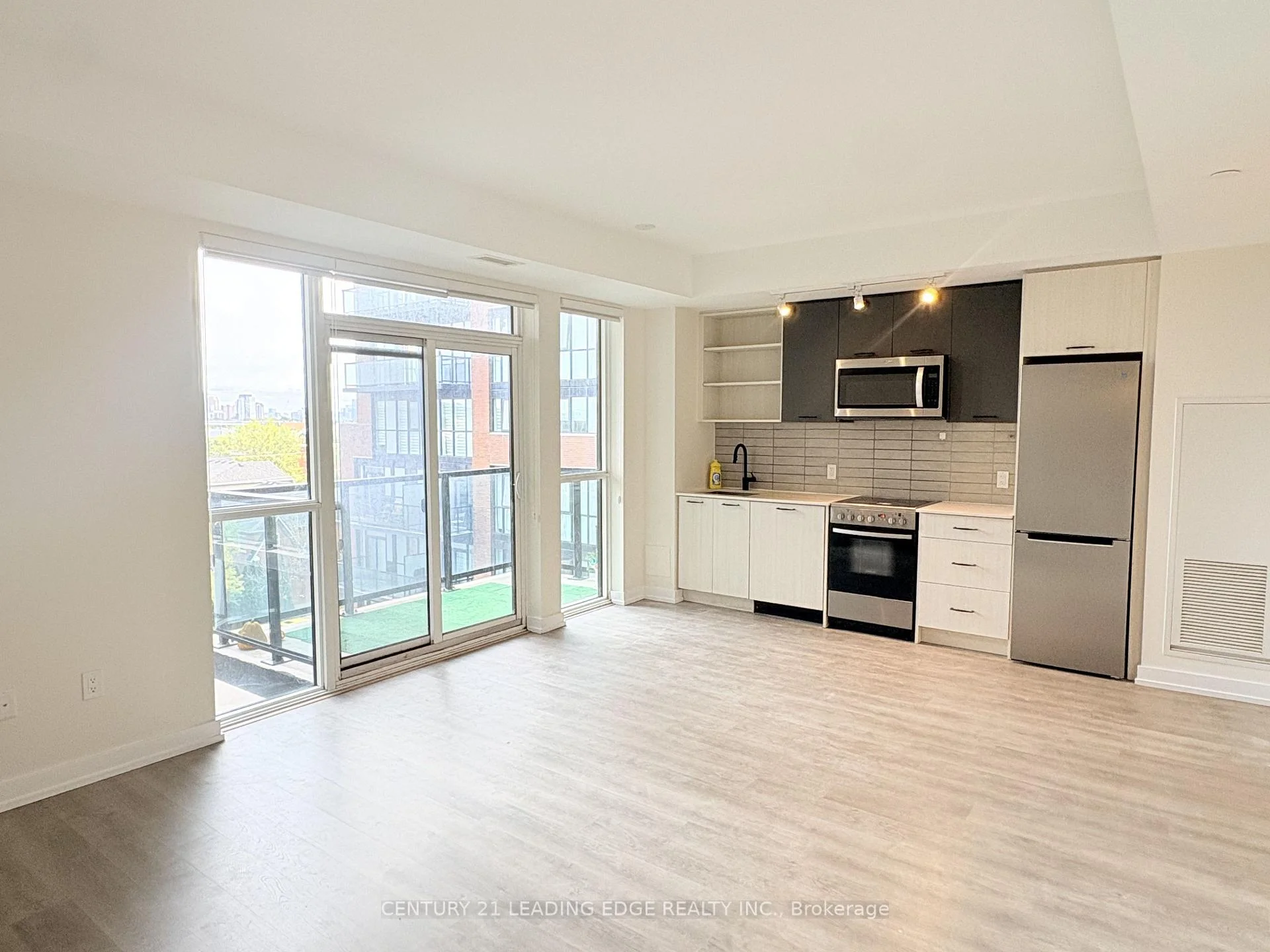 Photo 6 of Unit 515, 2300 St Clair Avenue W, Toronto, Junction Area — HOMEH