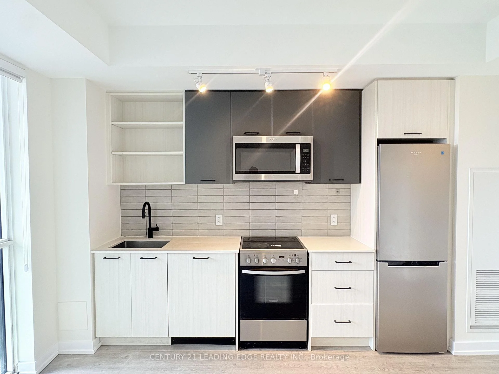 Photo 9 of Unit 515, 2300 St Clair Avenue W, Toronto, Junction Area — HOMEH