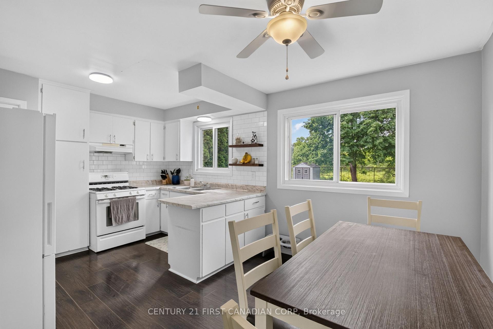 Photo 2 of 44 Hammond Street, St. Thomas — HOMEH