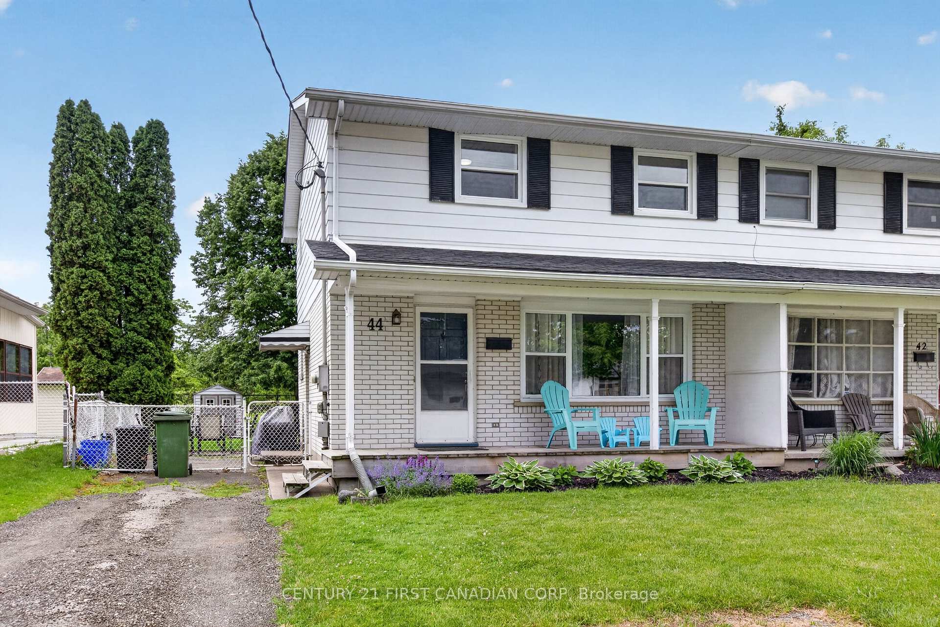 Photo 5 of 44 Hammond Street, St. Thomas — HOMEH