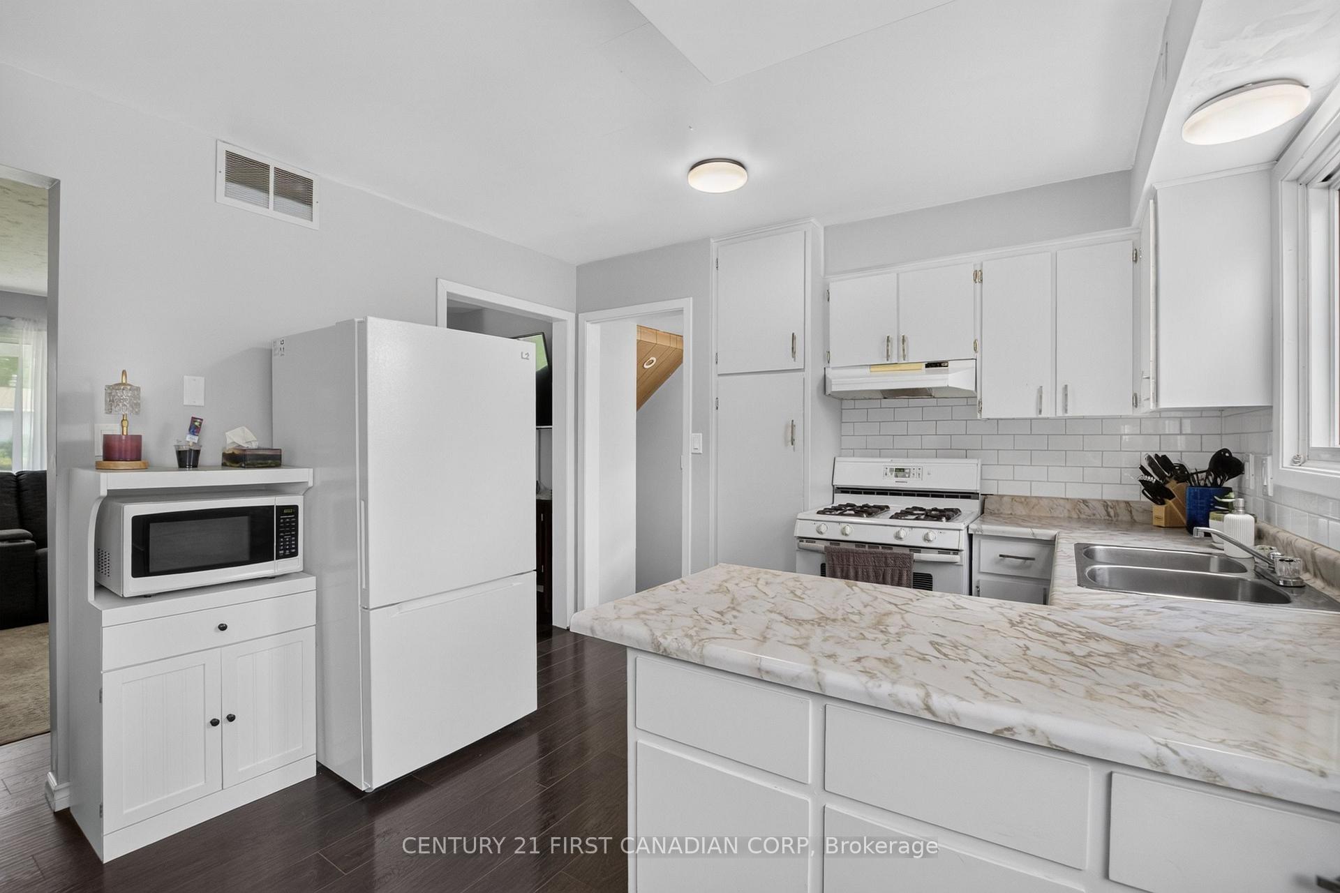 Photo 16 of 44 Hammond Street, St. Thomas — HOMEH