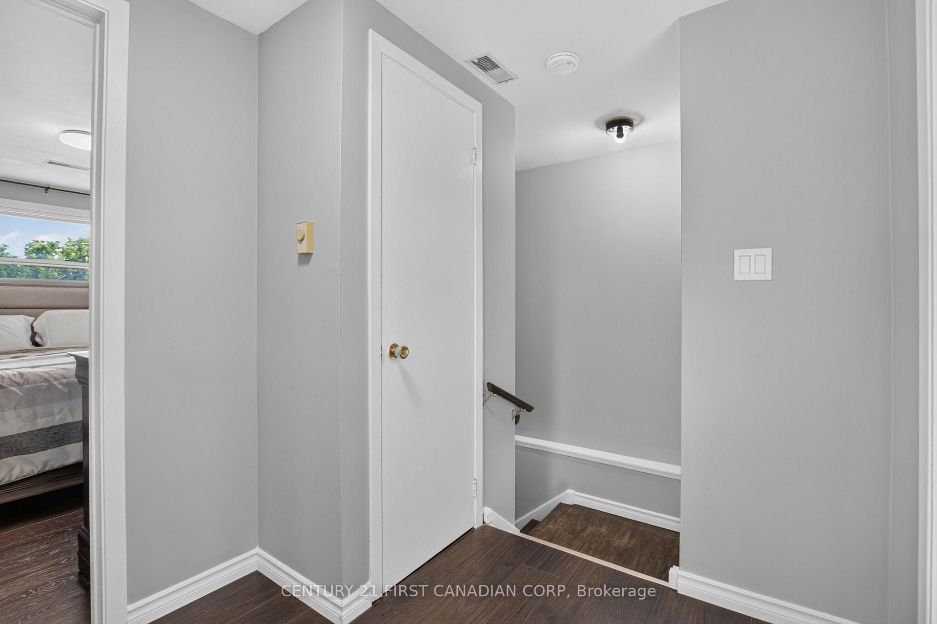 Photo 18 of 44 Hammond Street, St. Thomas — HOMEH