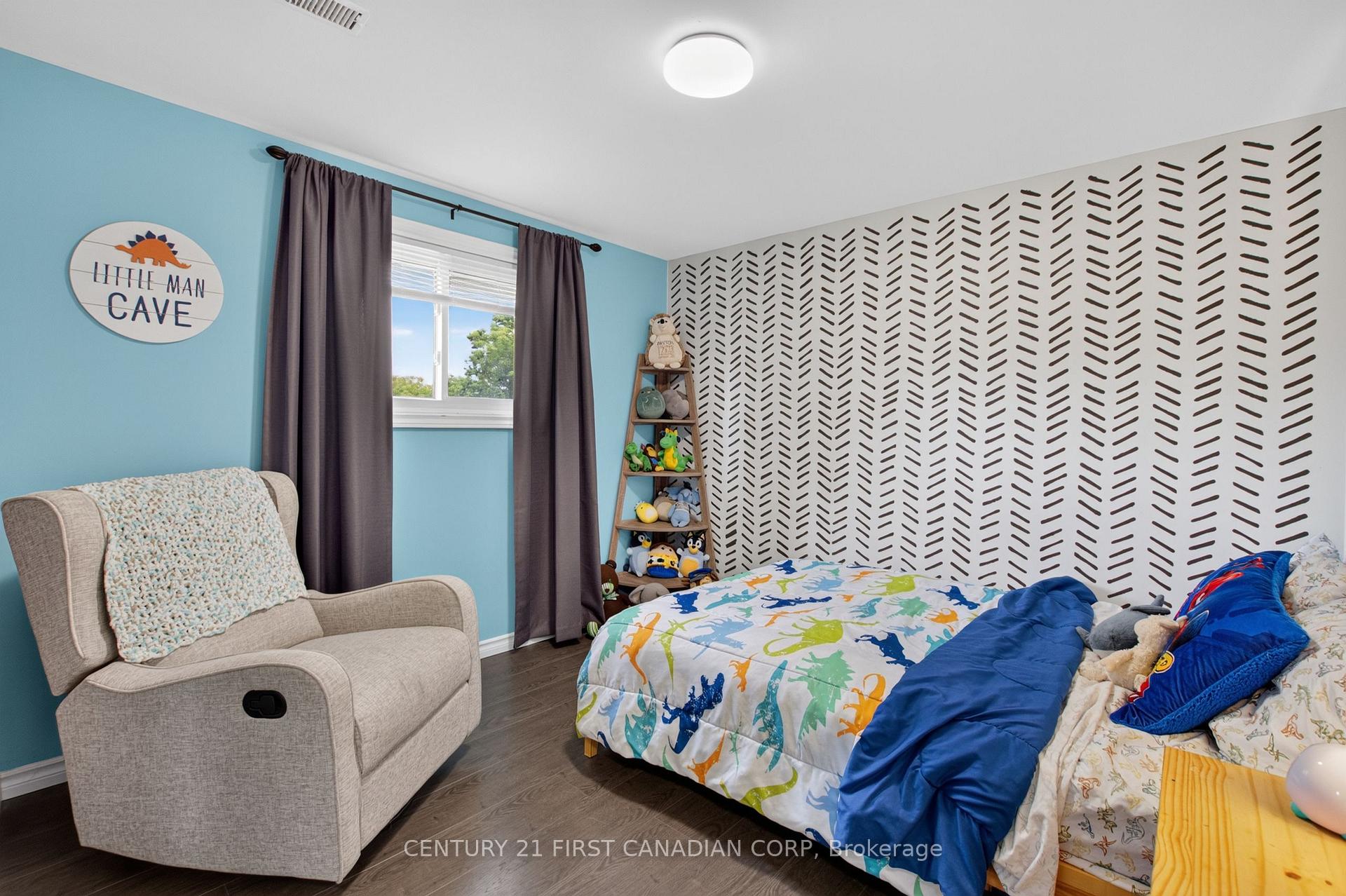 Photo 23 of 44 Hammond Street, St. Thomas — HOMEH