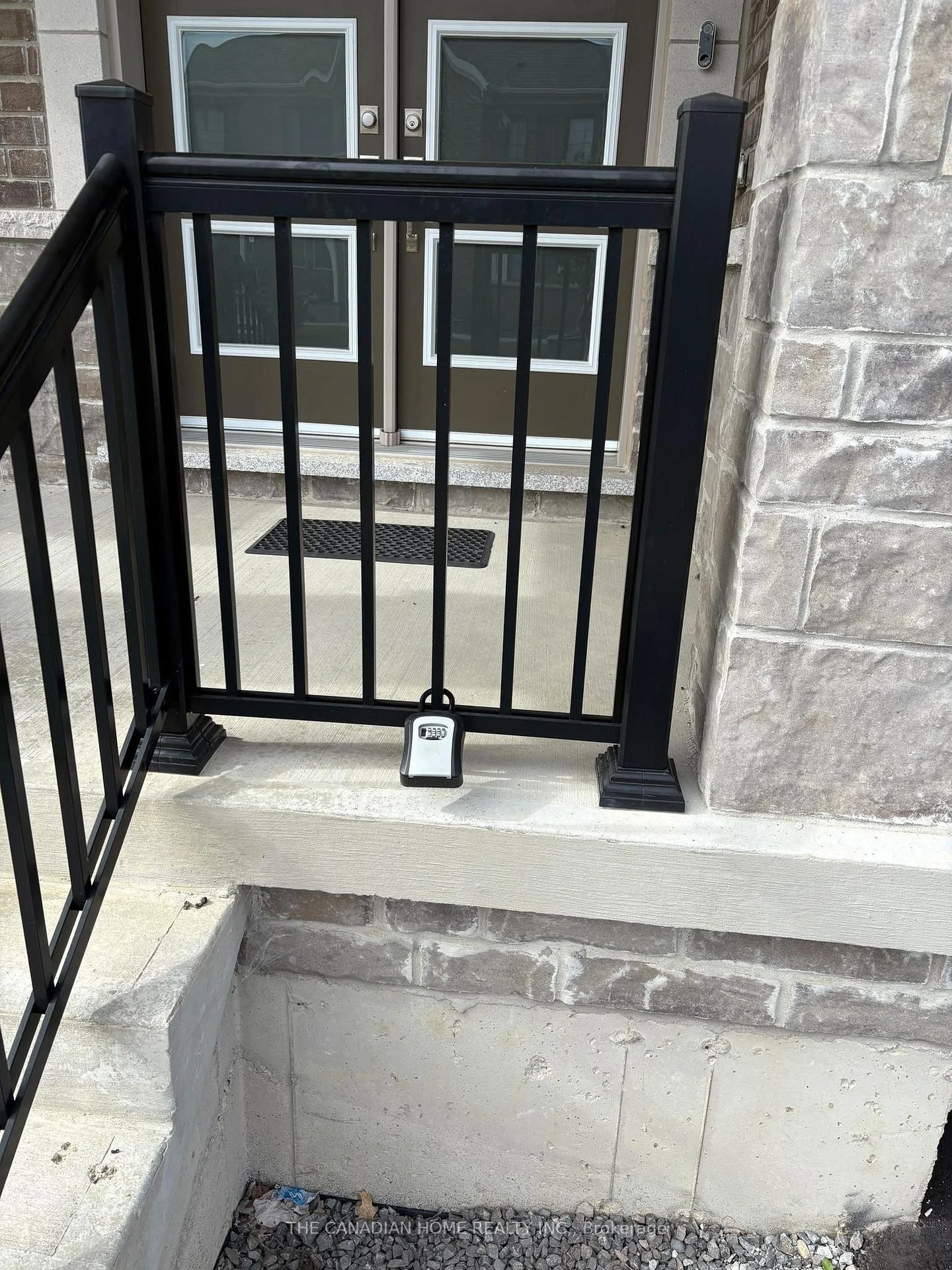 Photo 9 of 36 Affusion Road, Brampton, Northwest Brampton — HOMEH