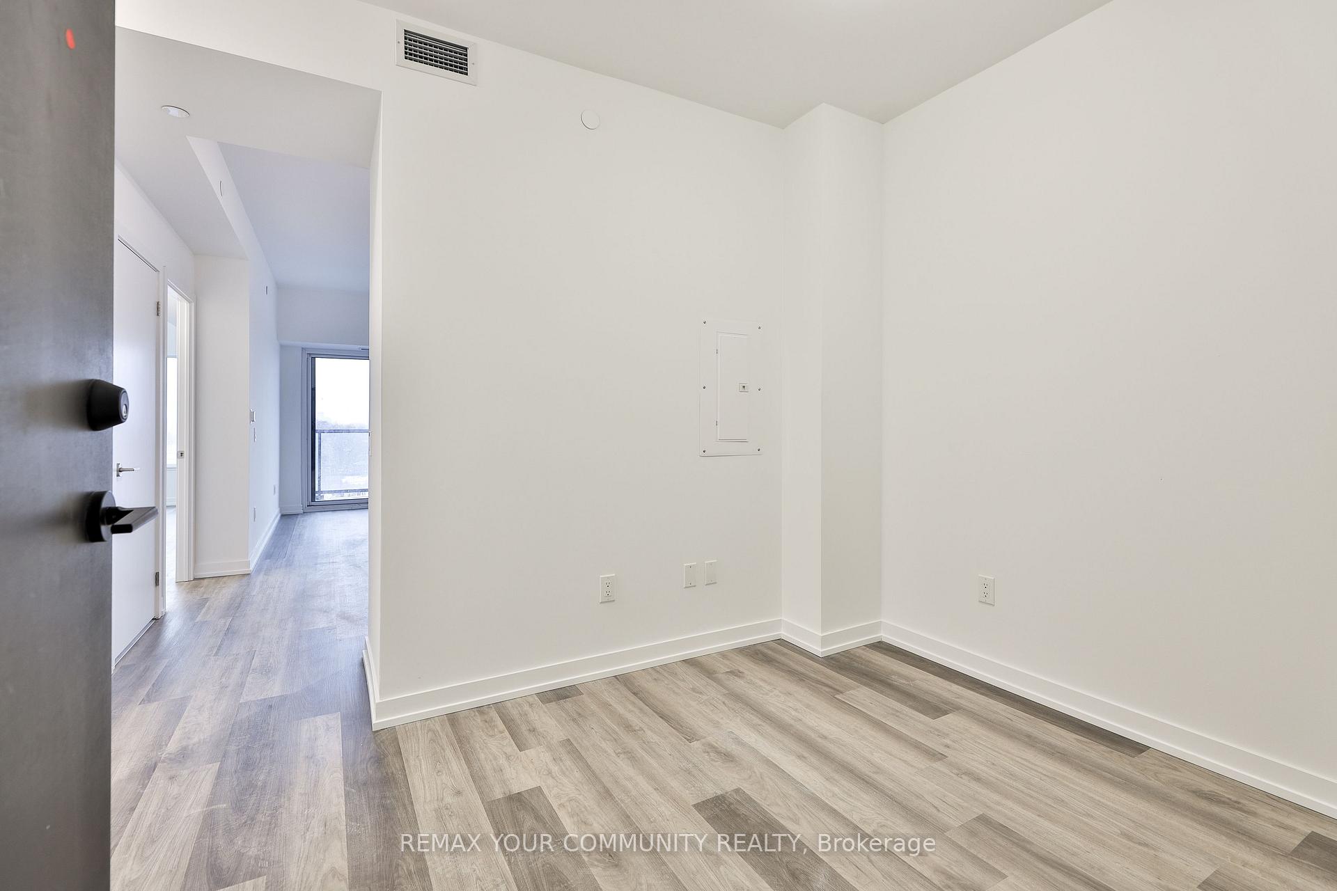 Photo 4 of Unit 614, 1480 Bayly Street, Pickering, Bay Ridges — HOMEH
