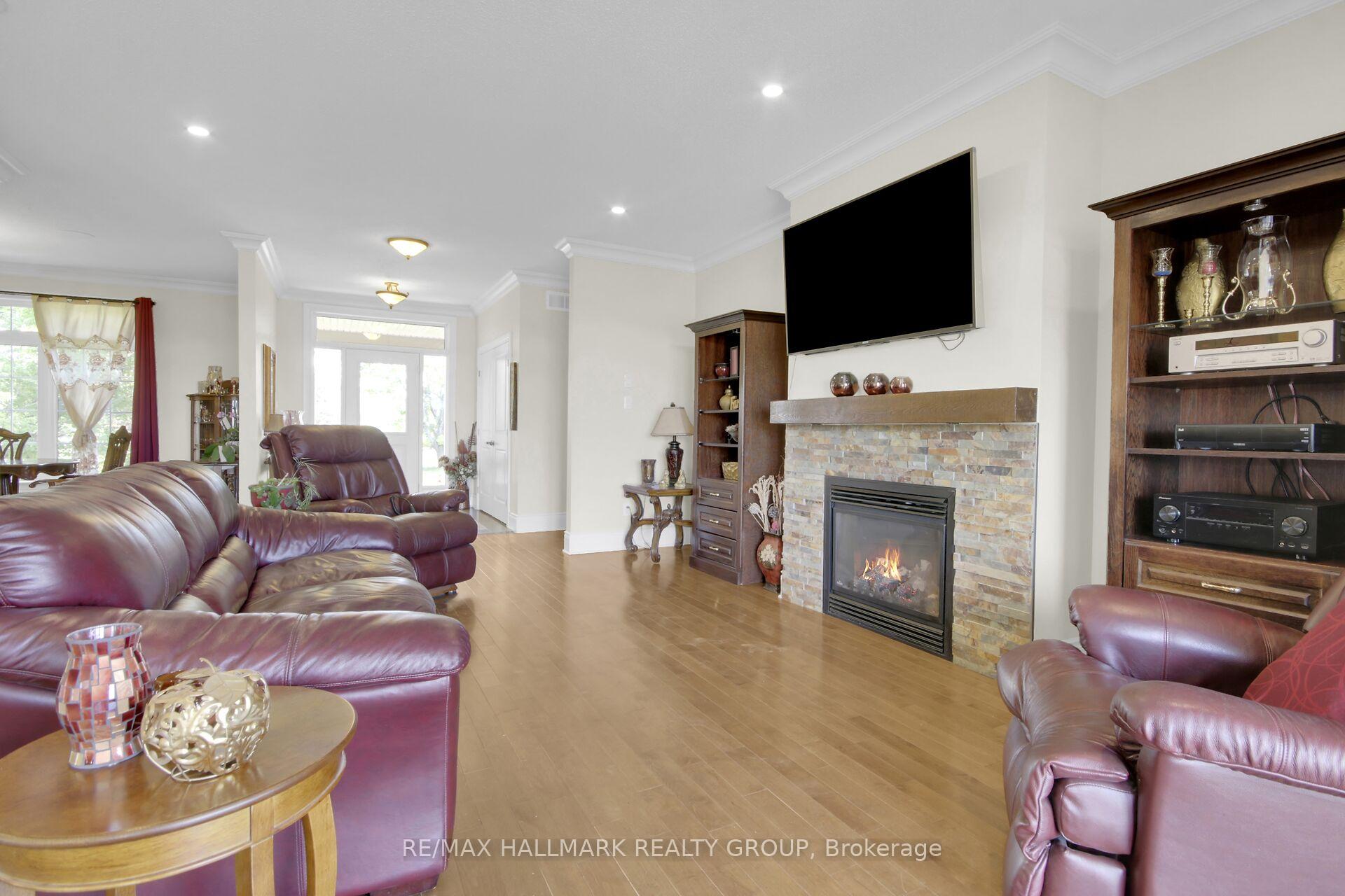 Photo 5 of 7479 Bleeks Road, Ottawa, Munster — HOMEH