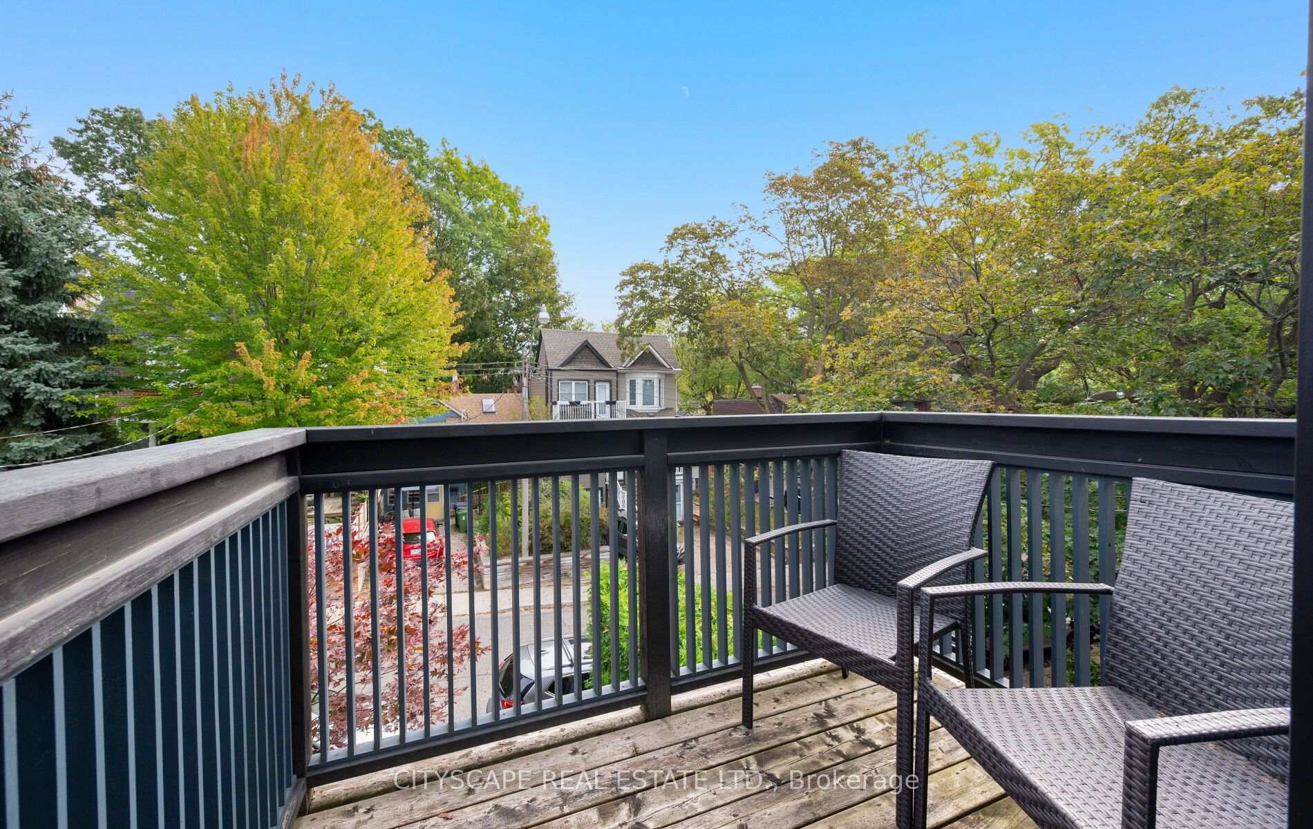 Photo 19 of 48 Golfview Avenue, Toronto, East End-Danforth — HOMEH