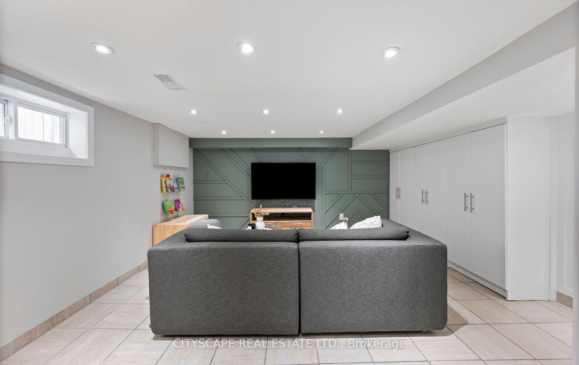 Photo 31 of 48 Golfview Avenue, Toronto, East End-Danforth — HOMEH