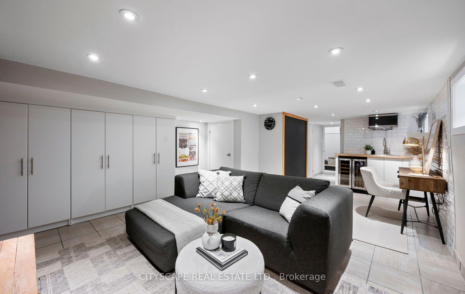 Photo 33 of 48 Golfview Avenue, Toronto, East End-Danforth — HOMEH