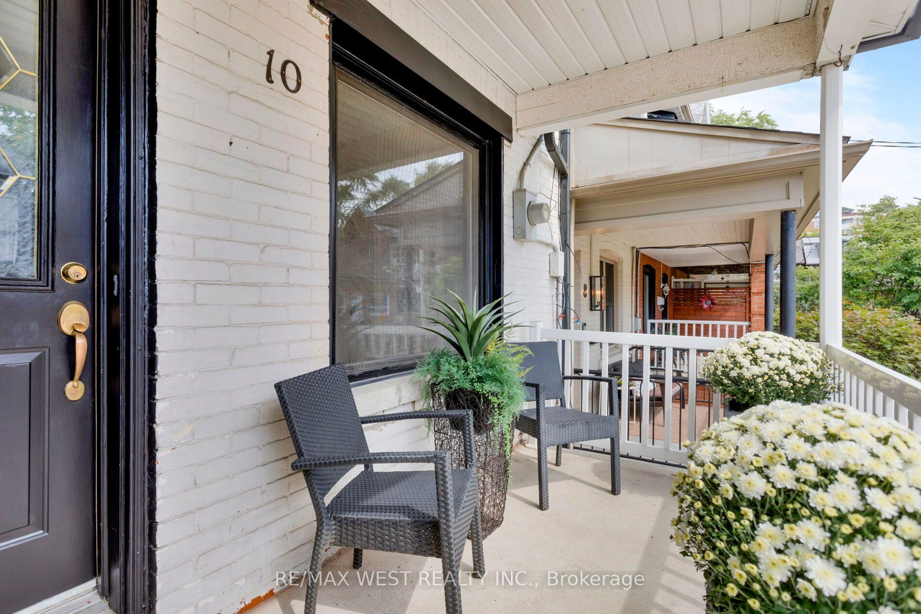 Photo 1 of 10 Marshall Street, Toronto, Little Portugal — HOMEH