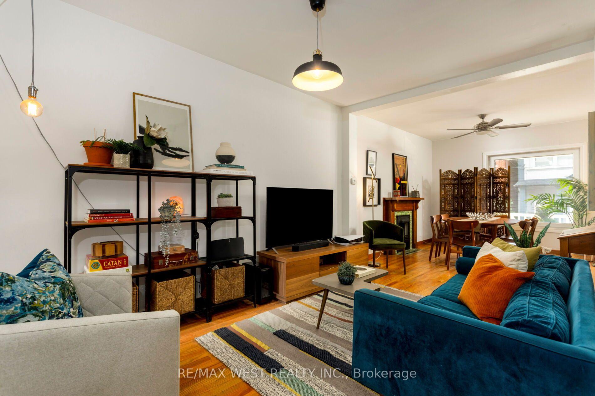 Photo 9 of 10 Marshall Street, Toronto, Little Portugal — HOMEH