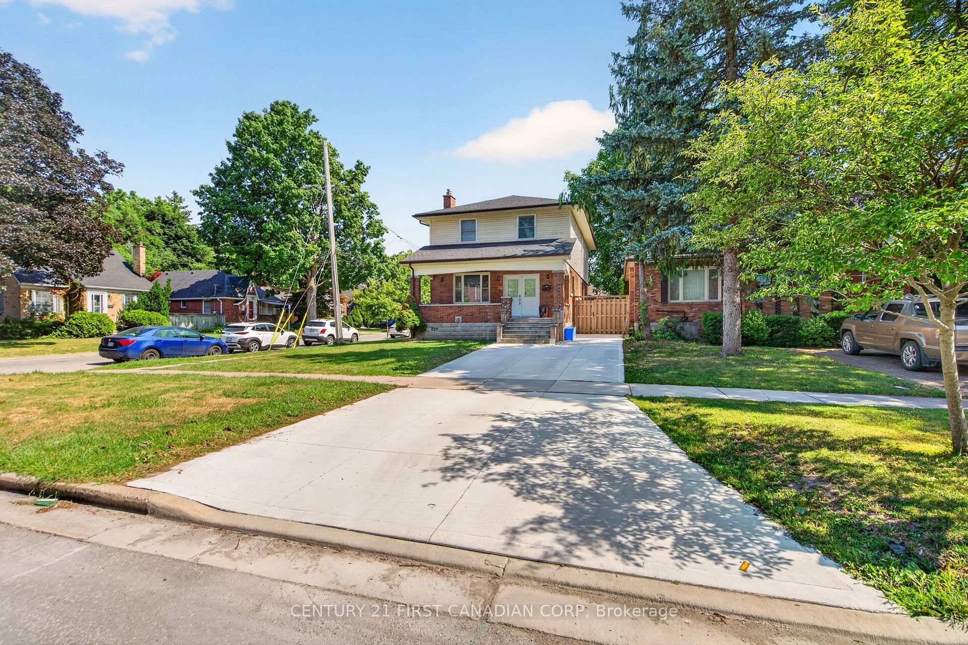 Photo of 569 Cheapside Street