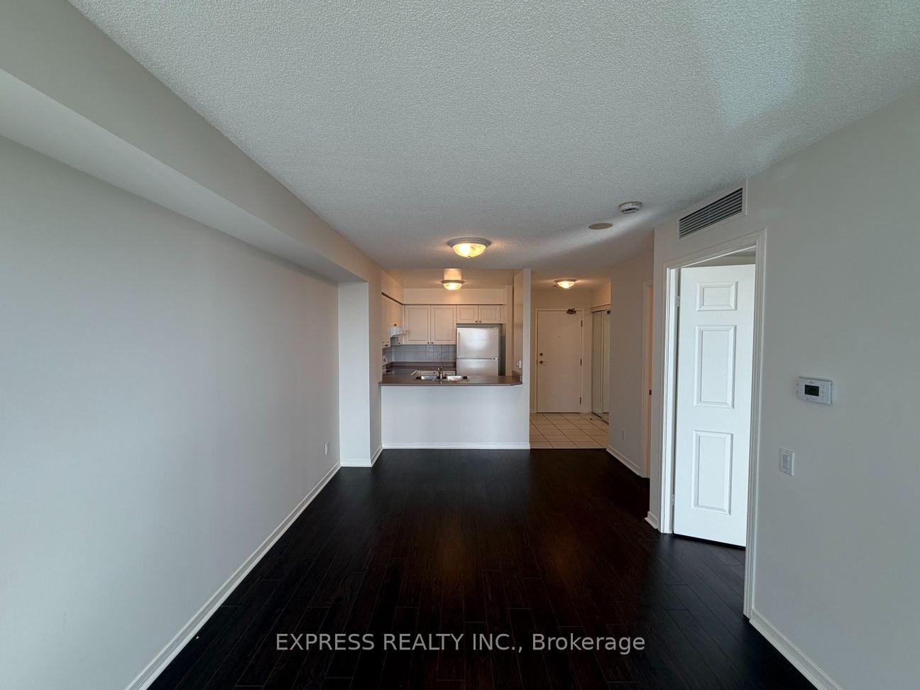Photo 6 of Unit 1605, 8 Hillcrest Avenue, North York, Willowdale East — HOMEH