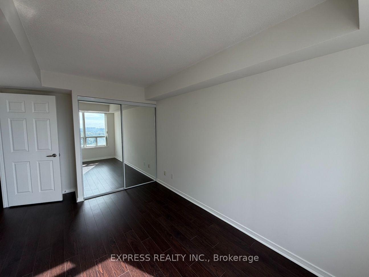 Photo 8 of Unit 1605, 8 Hillcrest Avenue, North York, Willowdale East — HOMEH