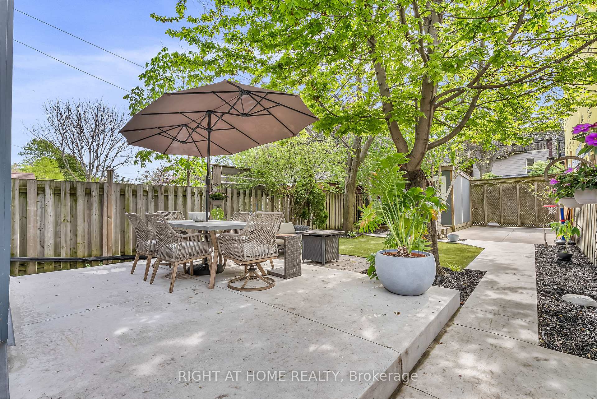 Photo 22 of 118 Lansdowne Avenue, Toronto, Roncesvalles — HOMEH