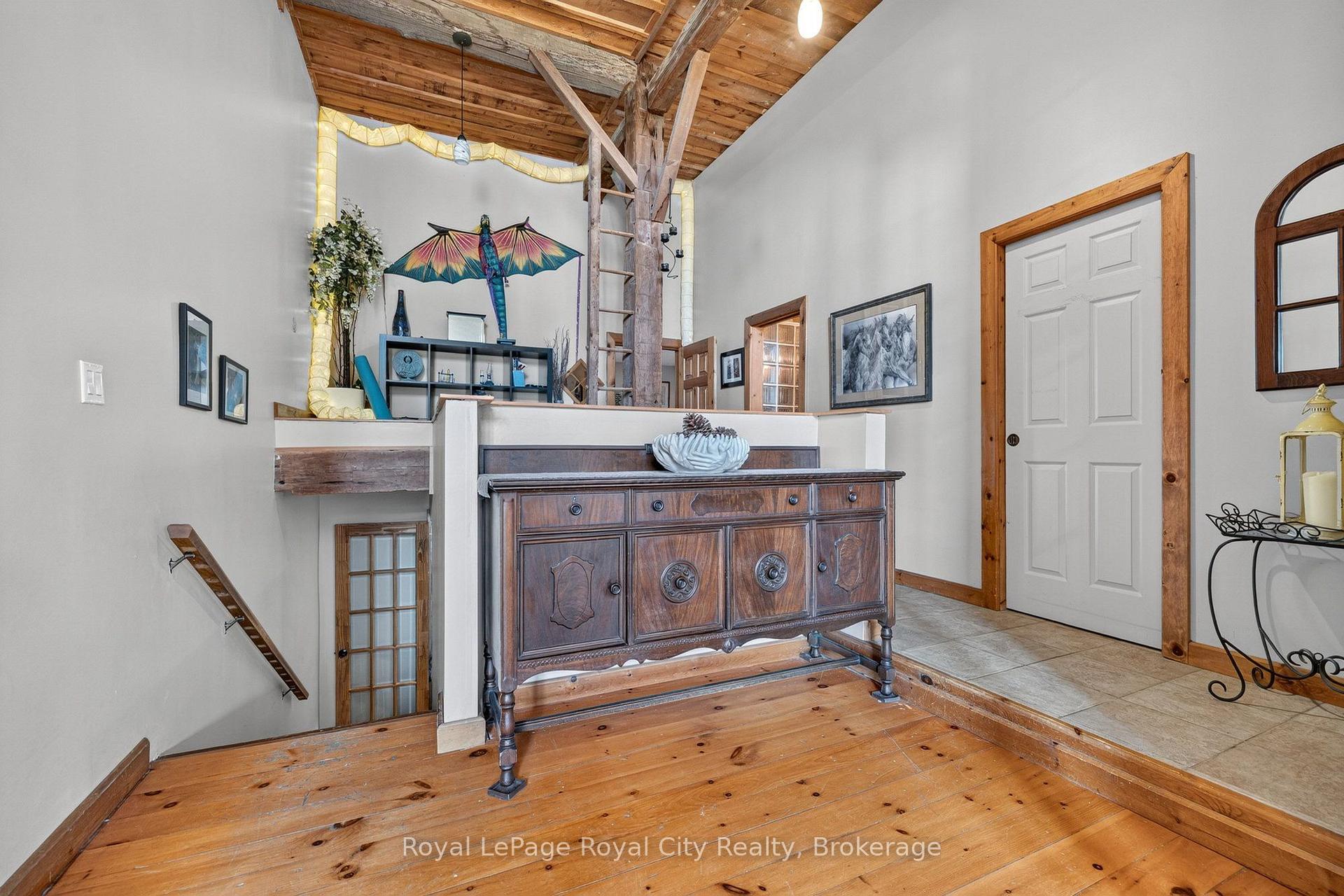 Photo 17 of 11233 2nd Line, Milton, Campbellville — HOMEH
