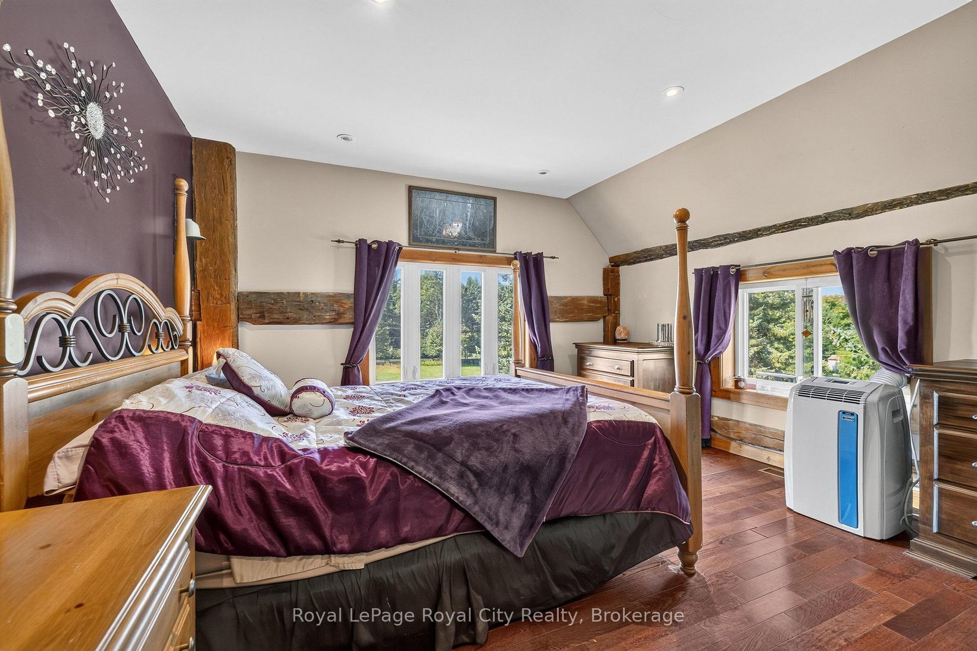 Photo 24 of 11233 2nd Line, Milton, Campbellville — HOMEH
