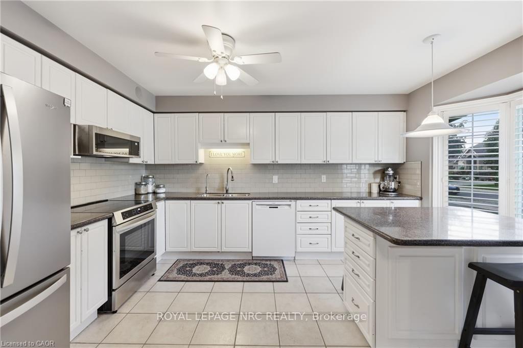 Photo 9 of 16 Red Haven Drive, Grimsby, Grimsby Beach — HOMEH