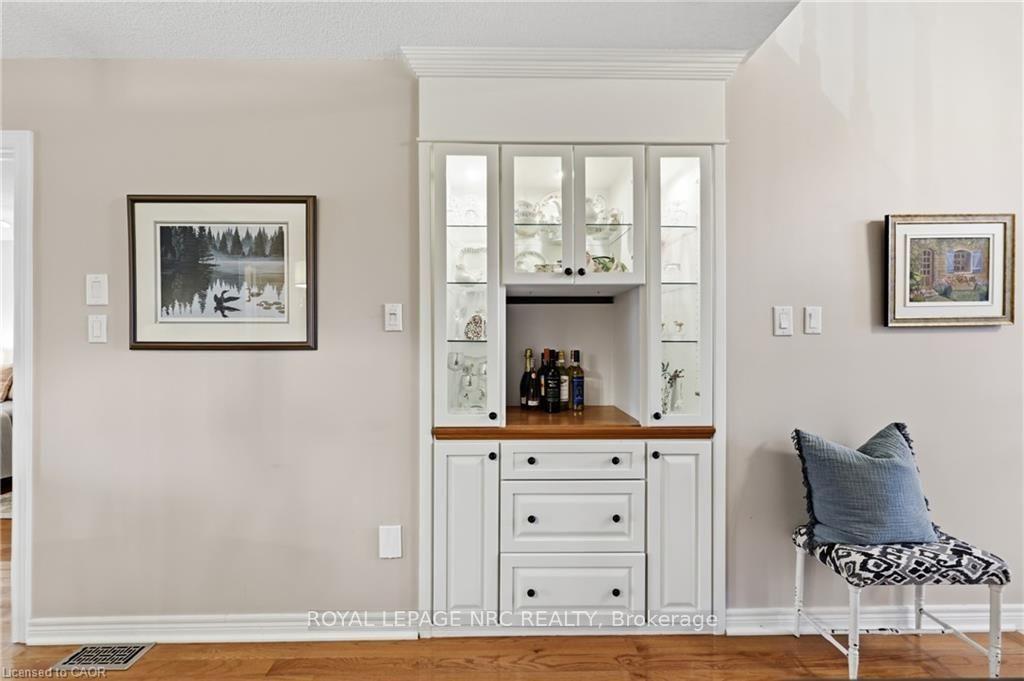 Photo 15 of 16 Red Haven Drive, Grimsby, Grimsby Beach — HOMEH