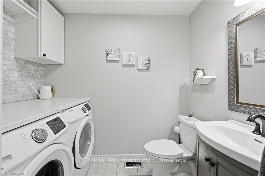 Photo 28 of 16 Red Haven Drive, Grimsby, Grimsby Beach — HOMEH