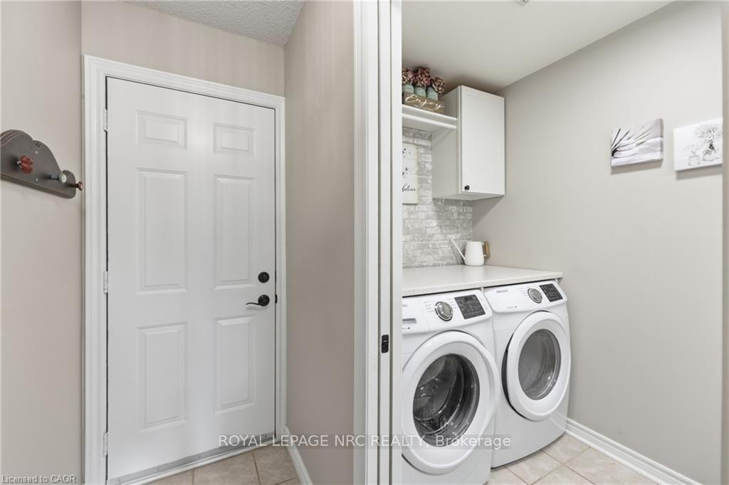 Photo 29 of 16 Red Haven Drive, Grimsby, Grimsby Beach — HOMEH