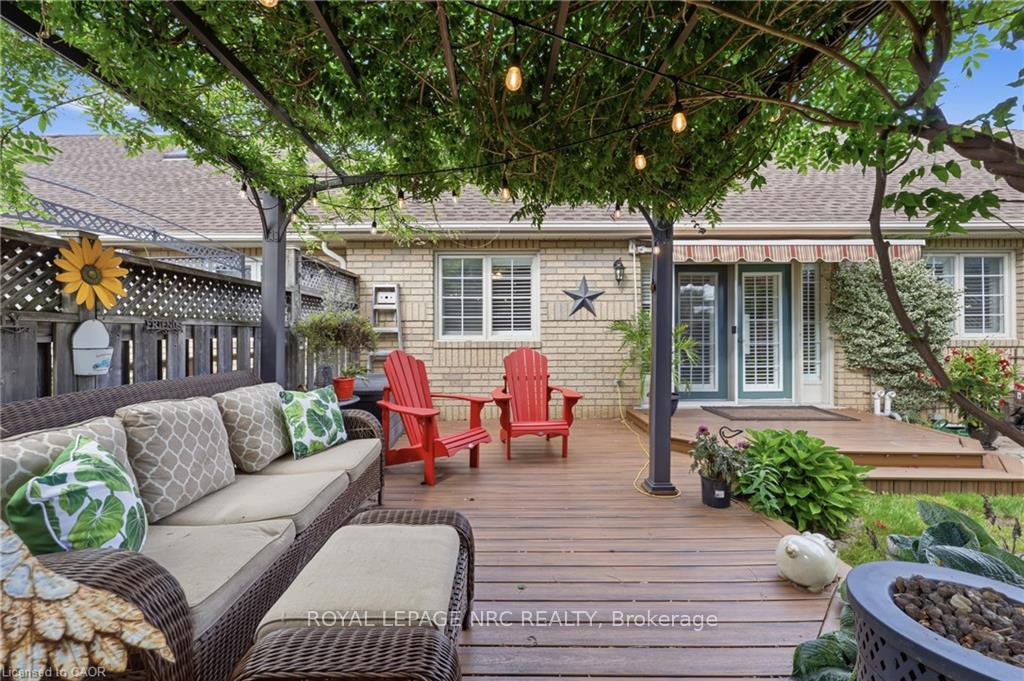 Photo 41 of 16 Red Haven Drive, Grimsby, Grimsby Beach — HOMEH